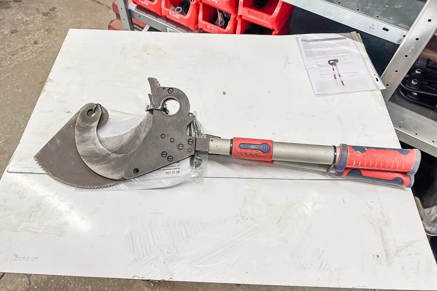 Kabelschneidzange Knipex 95 32 100